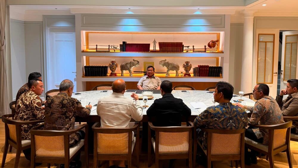 Presiden Prabowo memanggil sejumlah anggota Kabinet Merah Putih ke kediamannya di Kertanegara, Jakarta, pada Minggu, 14 Juni 2026. Foto: BPMI Setpres/Istimewa